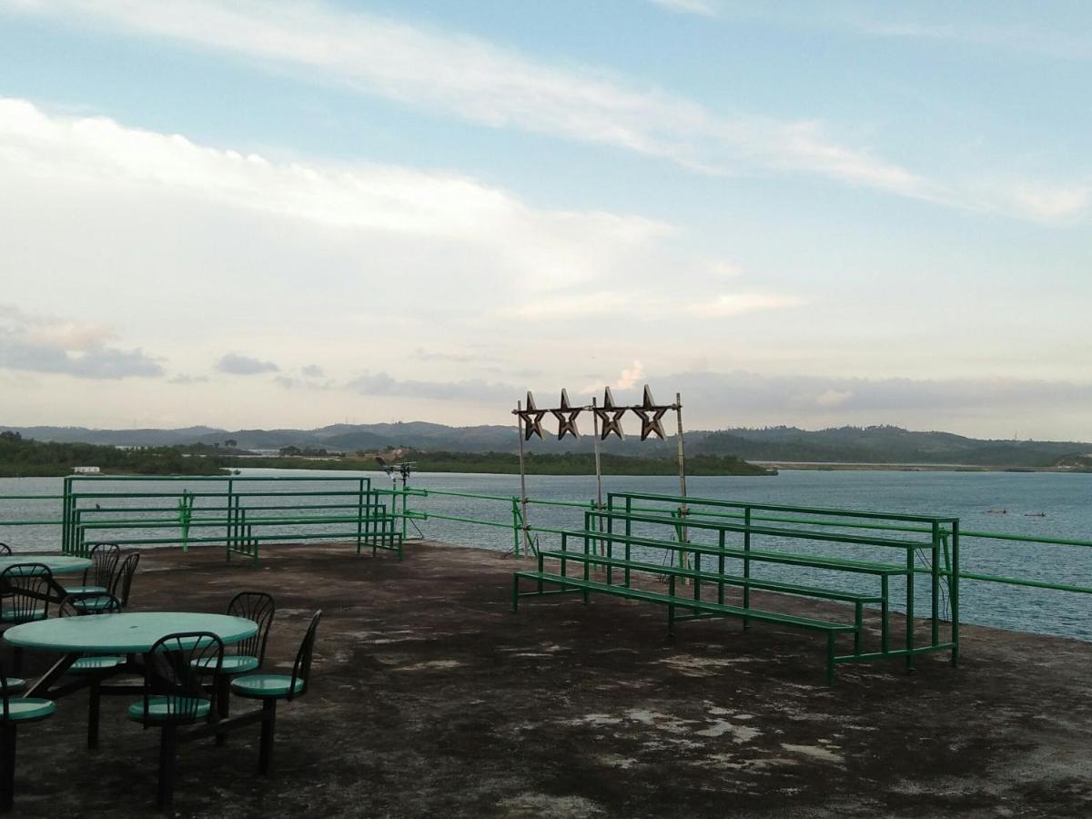 Barelang Bridge Hotel Batam Екстер'єр фото